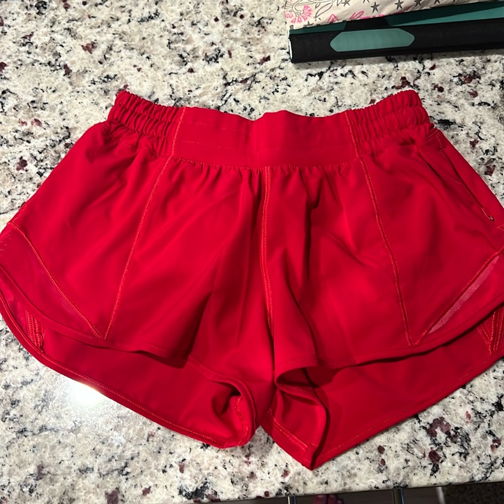 hotty hot red lululemon shorts